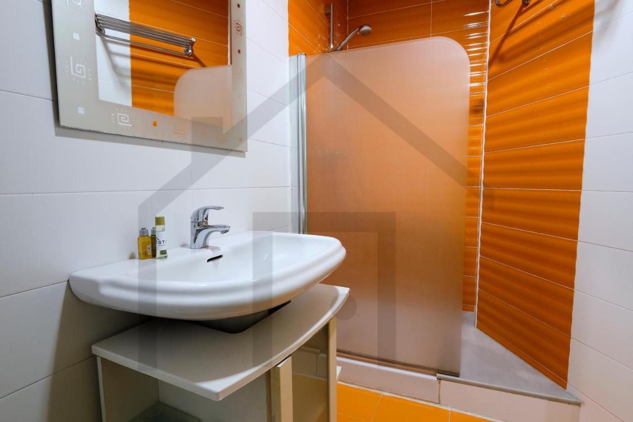 Loft En Oviedo - Ideal Para 3 Personas Luaran gambar